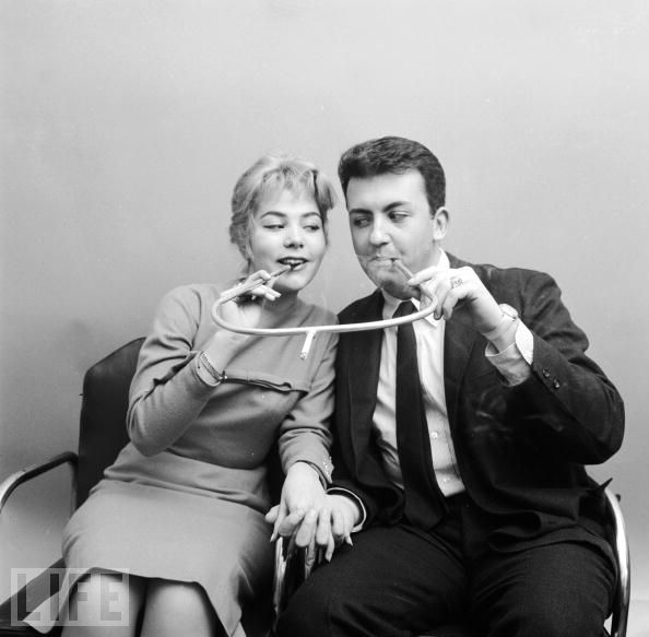 Cigarettes for 2